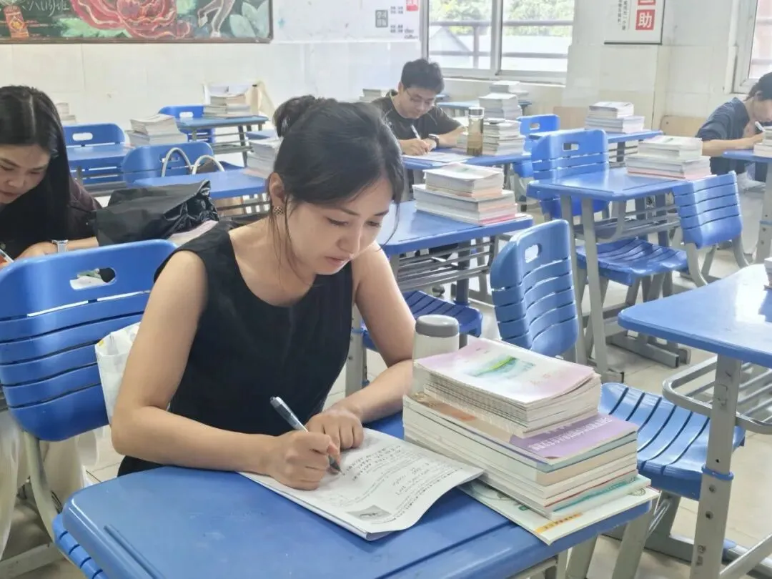 深耕真题研中考,精研小班提质效 ——西苑中学开展八九年级教师说题大赛教研活动-第27张图片-四季读书网 深耕真题研中考,精研小班提质效 ——西苑中学开展八九年级教师说题大赛教研活动-第27张图片-四季读书网