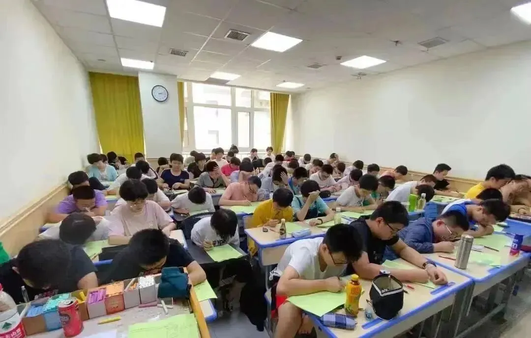 【2026秋季】初三中考冲刺班课程计划!-第57张图片-四季读书网