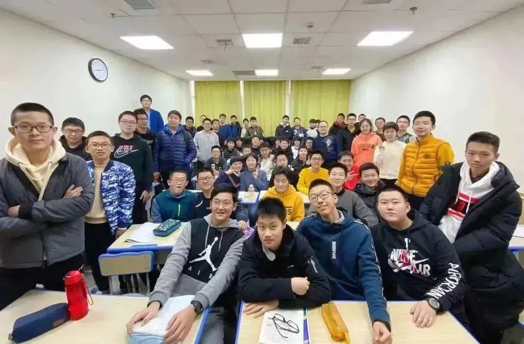 【2026秋季】初三中考冲刺班课程计划!-第58张图片-四季读书网