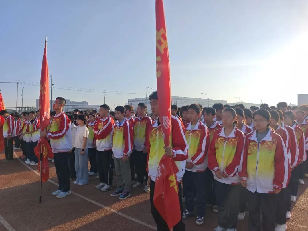 晨光映书香,早读正当时|成功中考二校学子不负晨光,笃学奋进-第21张图片-四季读书网 晨光映书香,早读正当时|成功中考二校学子不负晨光,笃学奋进-第21张图片-四季读书网