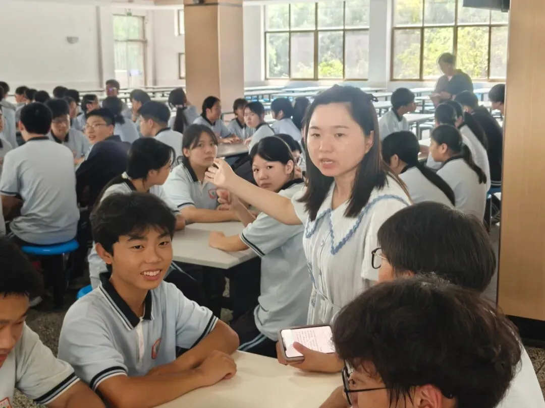 笃行赴新程,砺剑迎中考——记分水初中九年级开学工作礼-第12张图片-四季读书网 笃行赴新程,砺剑迎中考——记分水初中九年级开学工作礼-第12张图片-四季读书网