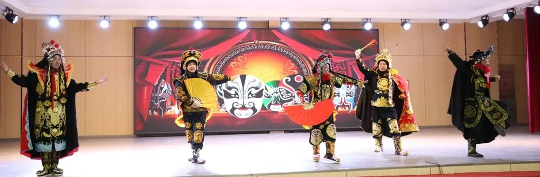 飞跃启航丨临汾新华中学2027届中考启航仪式纪实-第37张图片-四季读书网