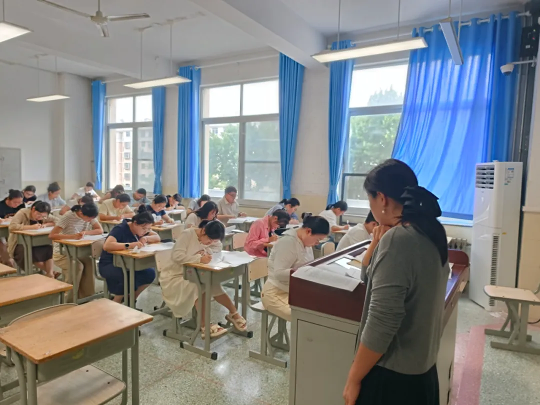 深耕高考研真题 锤炼师能促提升——莱阳一中抓实青年教师教研赋能成长-第2张图片-四季读书网 深耕高考研真题 锤炼师能促提升——莱阳一中抓实青年教师教研赋能成长-第2张图片-四季读书网