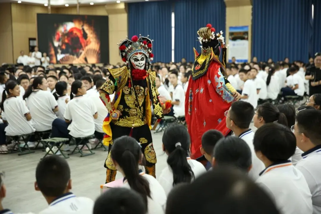 飞跃启航丨临汾新华中学2027届中考启航仪式纪实-第48张图片-四季读书网