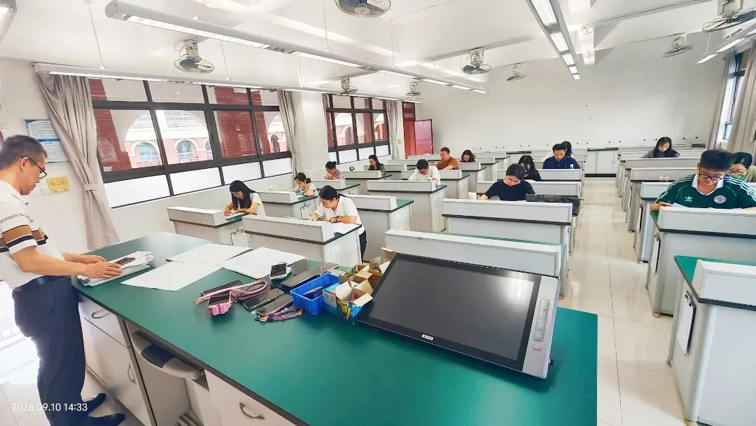研真题悟命题逻辑,重教研促课堂变革 | 广东华侨中学高中校区开展“校本教研·解析题”活动(一)-第7张图片-四季读书网