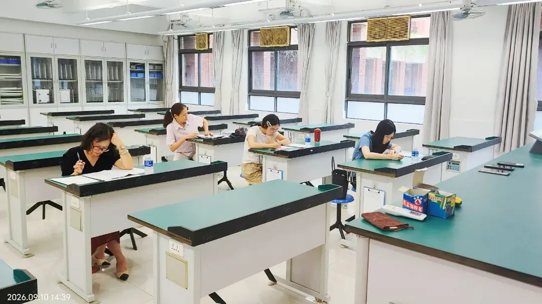 研真题悟命题逻辑,重教研促课堂变革 | 广东华侨中学高中校区开展“校本教研·解析题”活动(一)-第10张图片-四季读书网