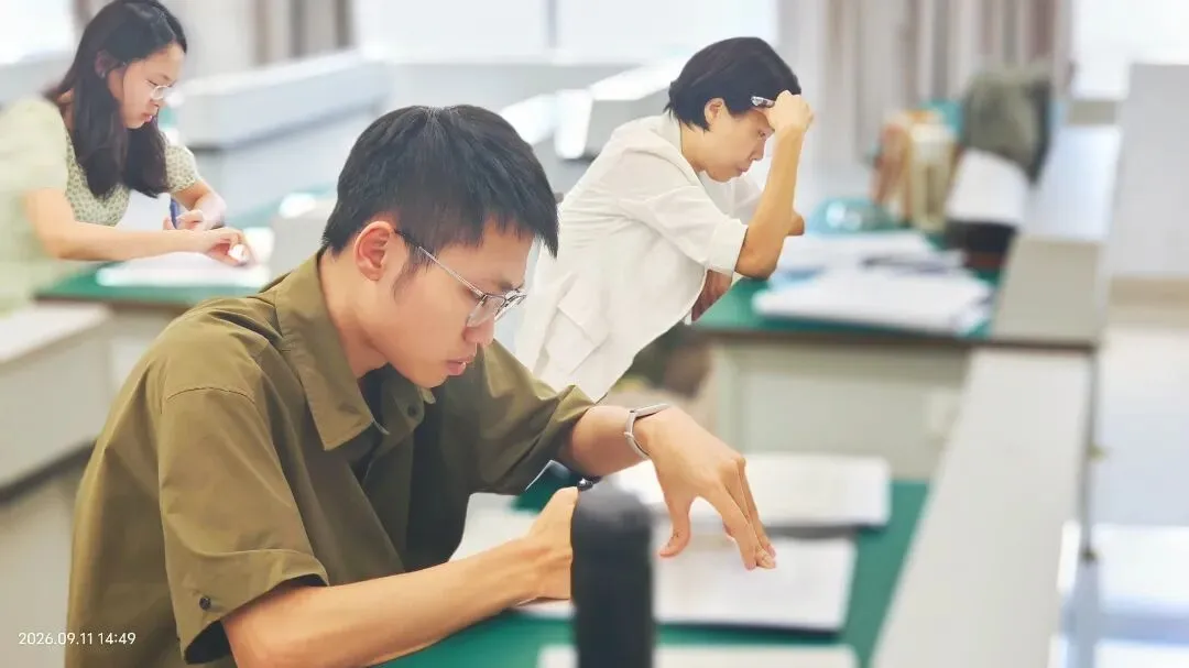 研真题悟命题逻辑,重教研促课堂变革 | 广东华侨中学高中校区开展“校本教研·解析题”活动(一)-第15张图片-四季读书网