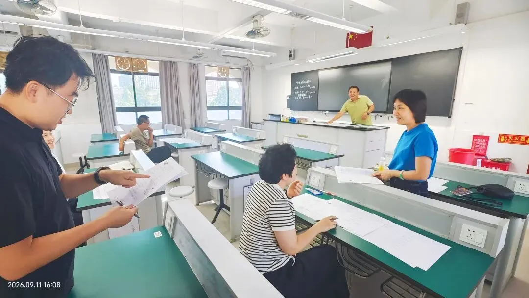 研真题悟命题逻辑,重教研促课堂变革 | 广东华侨中学高中校区开展“校本教研·解析题”活动(一)-第23张图片-四季读书网