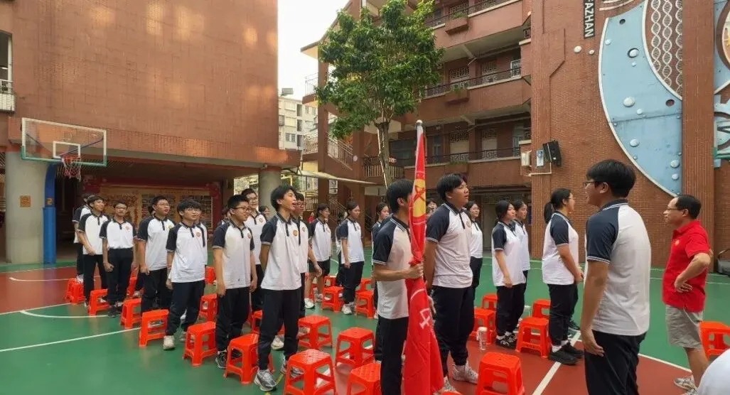 逐梦初三,启航新程——我校举行初三年级中考启航仪式-第22张图片-四季读书网