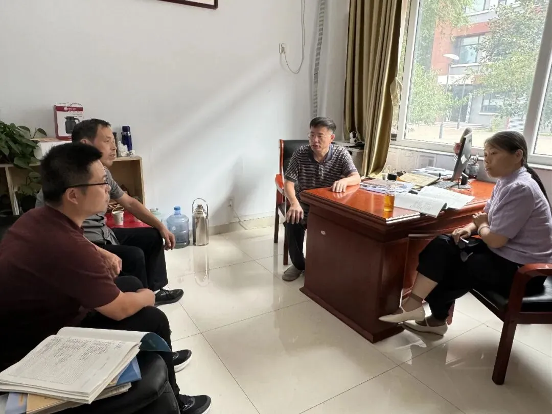 研思聚力传薪火,笃行实干备中考——惠民县实验中学初三年级备考交流研讨会顺利举行-第2张图片-四季读书网 研思聚力传薪火,笃行实干备中考——惠民县实验中学初三年级备考交流研讨会顺利举行-第2张图片-四季读书网