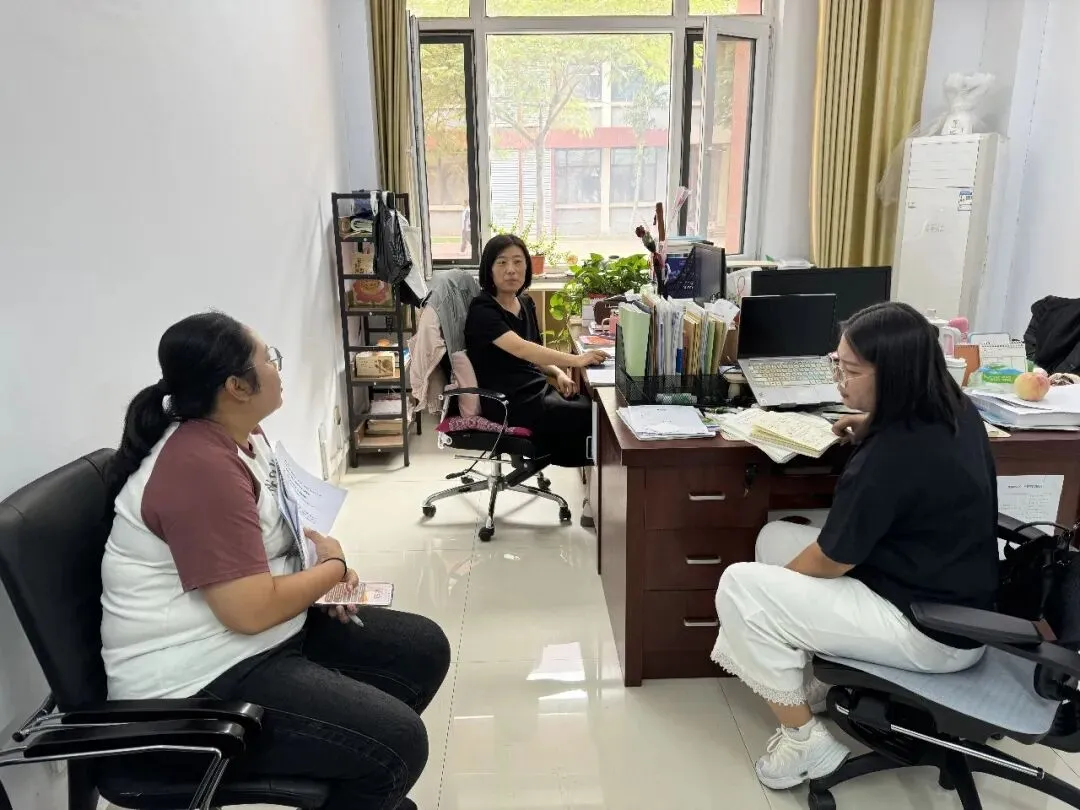 研思聚力传薪火,笃行实干备中考——惠民县实验中学初三年级备考交流研讨会顺利举行-第6张图片-四季读书网 研思聚力传薪火,笃行实干备中考——惠民县实验中学初三年级备考交流研讨会顺利举行-第6张图片-四季读书网