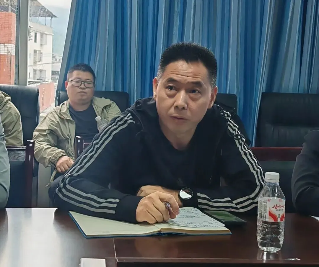 【明确目标抓落实 凝心聚力备中考】——兴隆初中召开九年级教师工作推进会-第9张图片-四季读书网