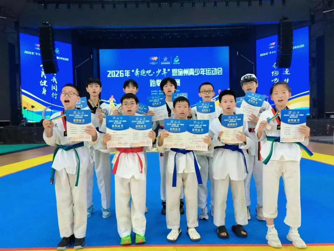 别让孩子的童年,只剩书桌与试卷-第15张图片-四季读书网 别让孩子的童年,只剩书桌与试卷-第15张图片-四季读书网