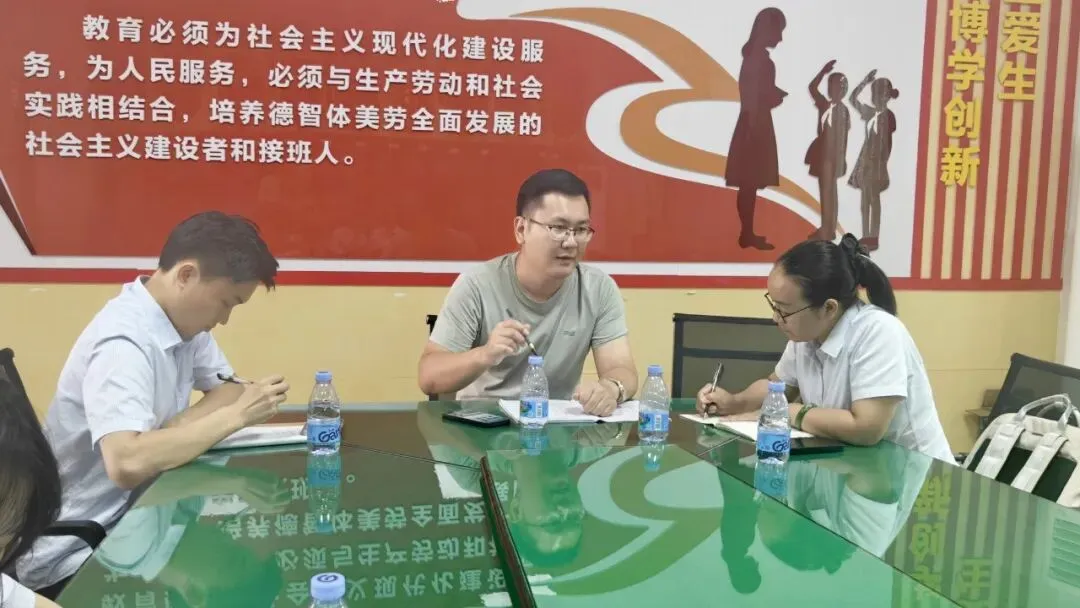 校际联动聚合力 携手共进备中考 | 高埗宝文学校与茶山品华学校备考校际交流研讨活动纪实-第8张图片-四季读书网 校际联动聚合力 携手共进备中考 | 高埗宝文学校与茶山品华学校备考校际交流研讨活动纪实-第8张图片-四季读书网