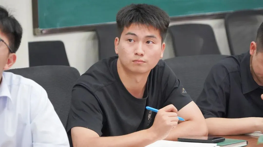 深耕真题研考点 聚力备考启新程|优益优高考全日制学校数学教研组开展试题专题教研会-第4张图片-四季读书网 深耕真题研考点 聚力备考启新程|优益优高考全日制学校数学教研组开展试题专题教研会-第4张图片-四季读书网