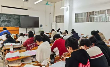九月不规划,考前两行泪!27届高职高考集训9月班少量插班名额→-第14张图片-四季读书网 九月不规划,考前两行泪!27届高职高考集训9月班少量插班名额→-第14张图片-四季读书网