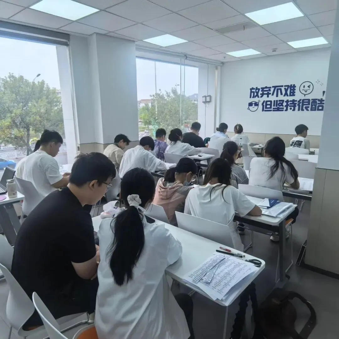 2027中考天津河北区初三全托哪家靠谱?思源路/幸福公园/北宁公园/民权门/中山路附近适配在校生/回津中考考生的全托哪家好-第3张图片-四季读书网