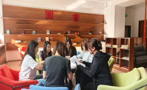 【校园动态】深耕真题研考情,共探教学新路径——包九十五中高二青年教师工作室召开专题会议-第7张图片-四季读书网 【校园动态】深耕真题研考情,共探教学新路径——包九十五中高二青年教师工作室召开专题会议-第7张图片-四季读书网