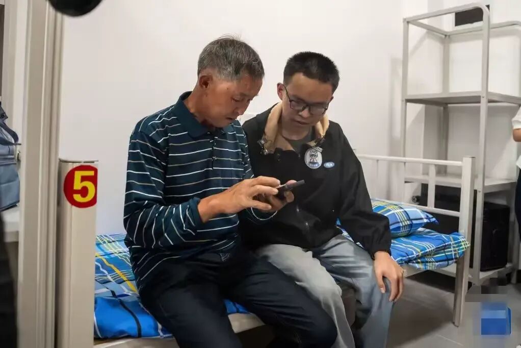 一件旧衣服跨越高考与入学|新化父子的故事,看完红了眼眶-第6张图片-四季读书网