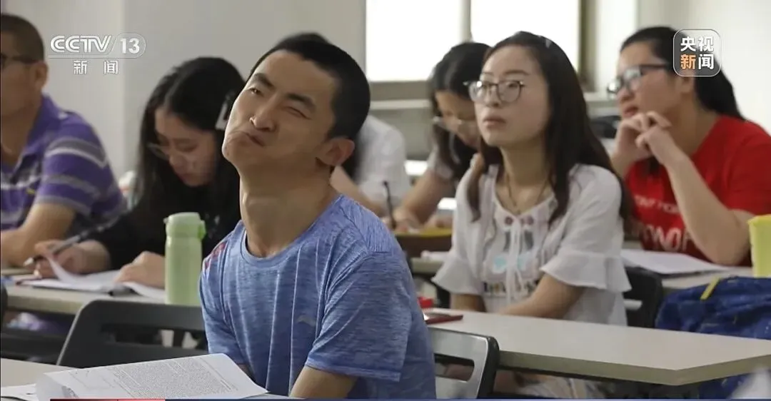 高考262分、旁听12年,他要“博士”毕业了-第6张图片-四季读书网 高考262分、旁听12年,他要“博士”毕业了-第6张图片-四季读书网
