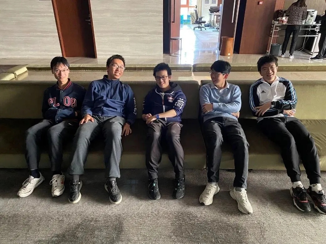 高考“踩线”进北大,如今成为讲席教授!-第8张图片-四季读书网