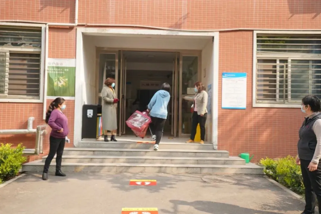 初三下周陆续复学,全流程观摩郑外高三复学第一天!-第29张图片-四季读书网 初三下周陆续复学,全流程观摩郑外高三复学第一天!-第29张图片-四季读书网