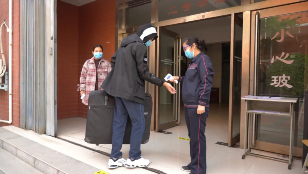 初三下周陆续复学,全流程观摩郑外高三复学第一天!-第31张图片-四季读书网 初三下周陆续复学,全流程观摩郑外高三复学第一天!-第31张图片-四季读书网