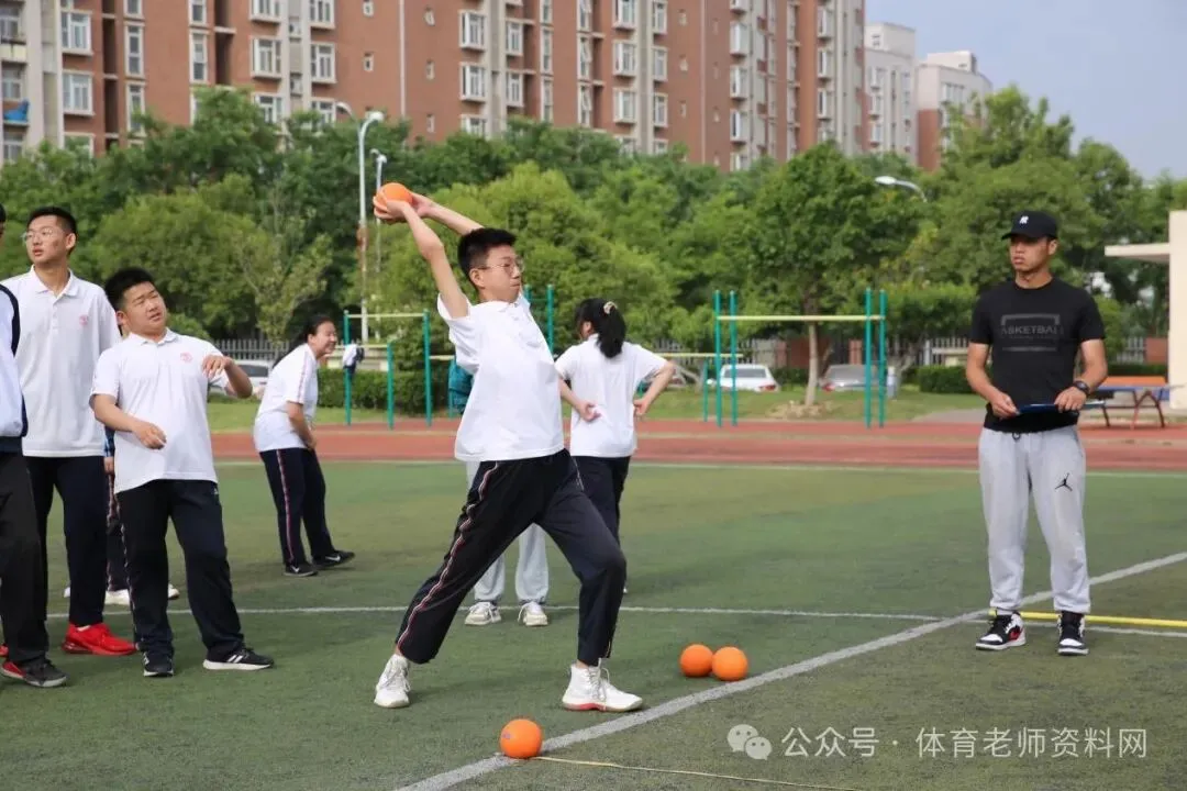 【体育中考】各项目训练计划、易犯错误及注意事项,收藏-第7张图片-四季读书网