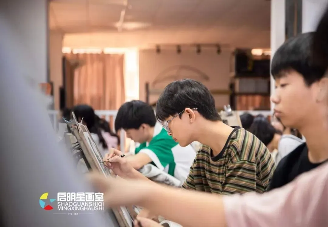启明星美术高考班介绍-第106张图片-四季读书网 启明星美术高考班介绍-第106张图片-四季读书网