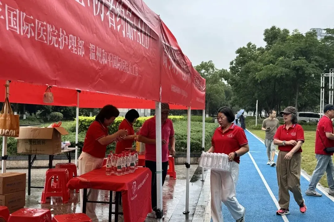 【党建】凝心聚力护学子 温情服务助高考-第6张图片-四季读书网