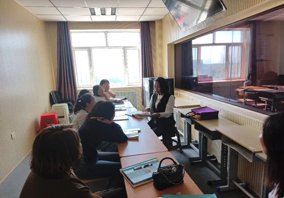 互鉴教学智慧,共筑中考课堂—通辽八中骨干教师送教到校活动-第7张图片-四季读书网