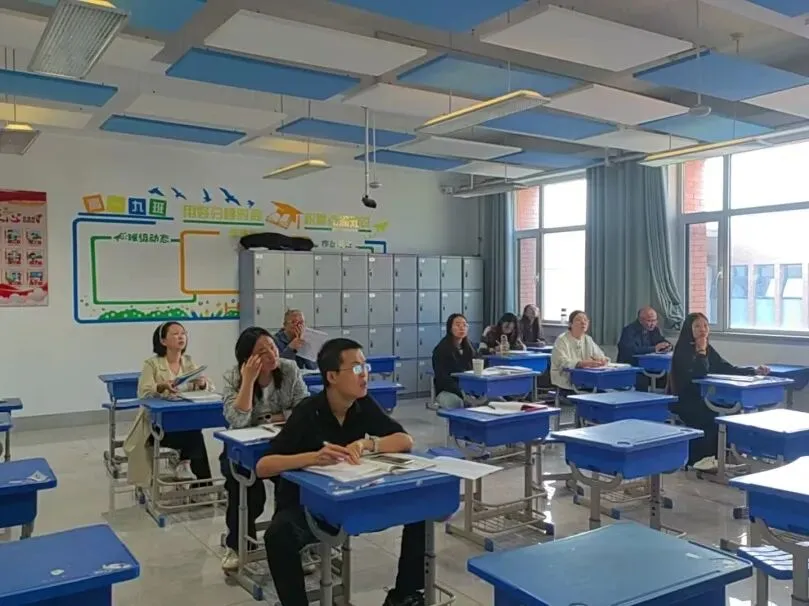 “一中讲堂”开讲啦!|九大学科共研高考真题-第36张图片-四季读书网 “一中讲堂”开讲啦!|九大学科共研高考真题-第36张图片-四季读书网