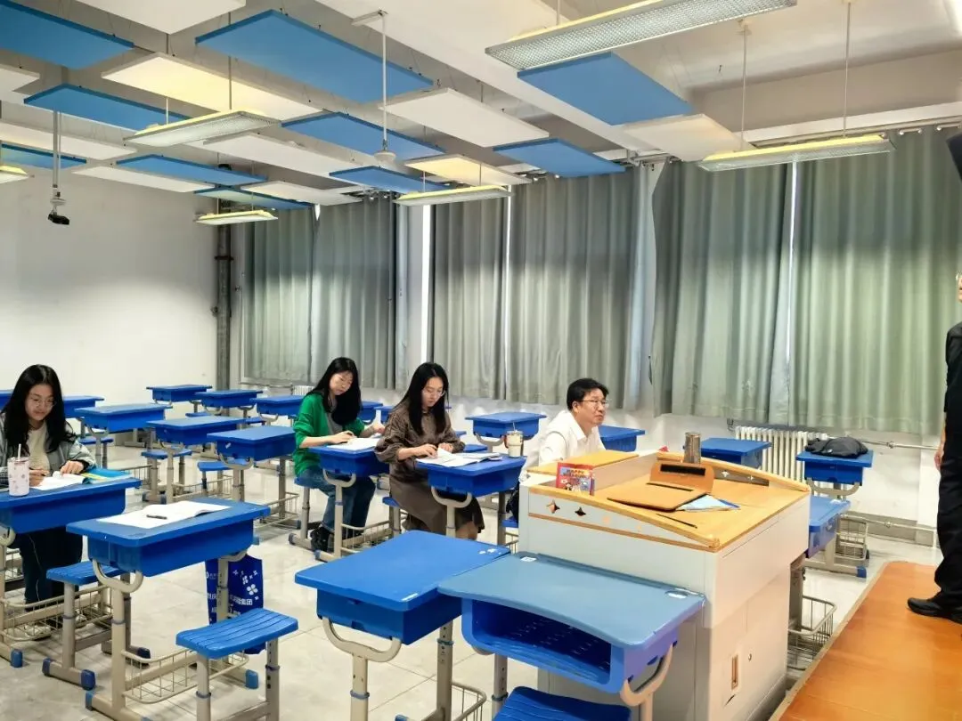 “一中讲堂”开讲啦!|九大学科共研高考真题-第41张图片-四季读书网 “一中讲堂”开讲啦!|九大学科共研高考真题-第41张图片-四季读书网