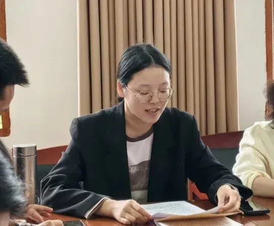研讨聚合力 拥抱新中考-第18张图片-四季读书网 研讨聚合力 拥抱新中考-第18张图片-四季读书网