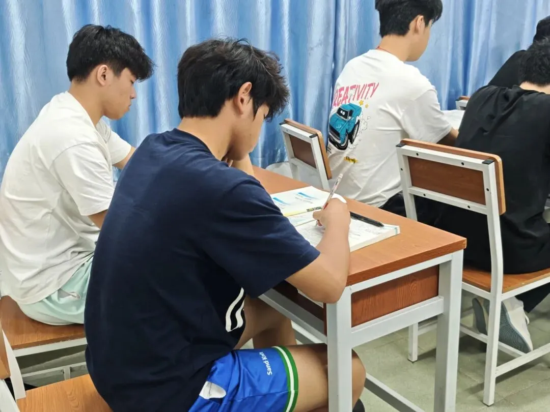 提醒!3+证书/高考报名这张照片将伴随你大学3年!-第48张图片-四季读书网 提醒!3+证书/高考报名这张照片将伴随你大学3年!-第48张图片-四季读书网