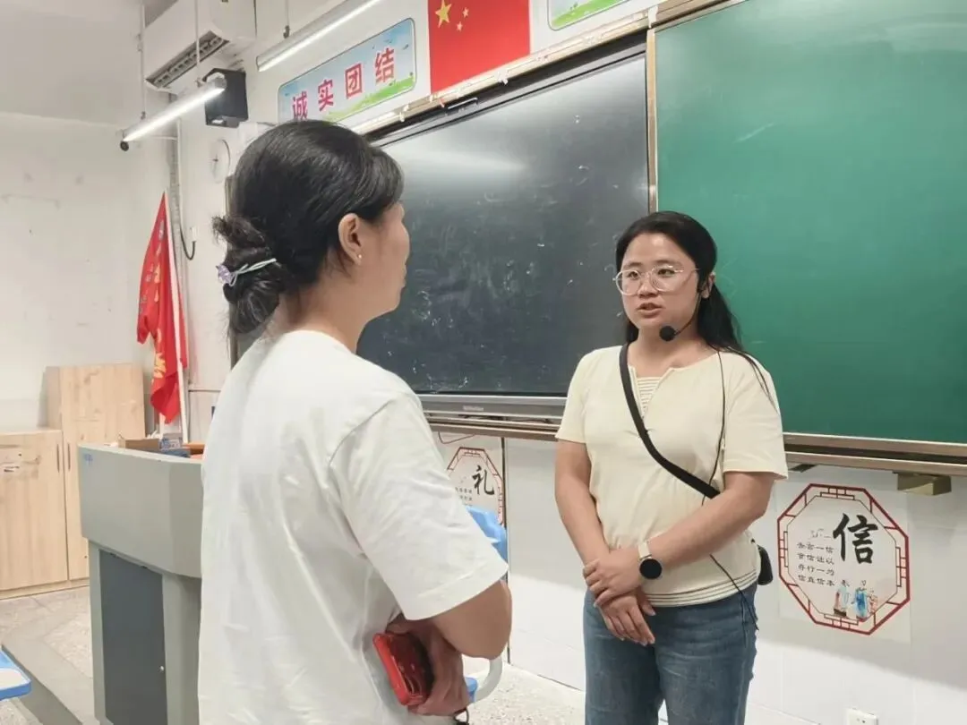 同心陪跑初三路,家校携手向未来——大亚湾一中九年级开学初家长会圆满举行-第26张图片-四季读书网 同心陪跑初三路,家校携手向未来——大亚湾一中九年级开学初家长会圆满举行-第26张图片-四季读书网