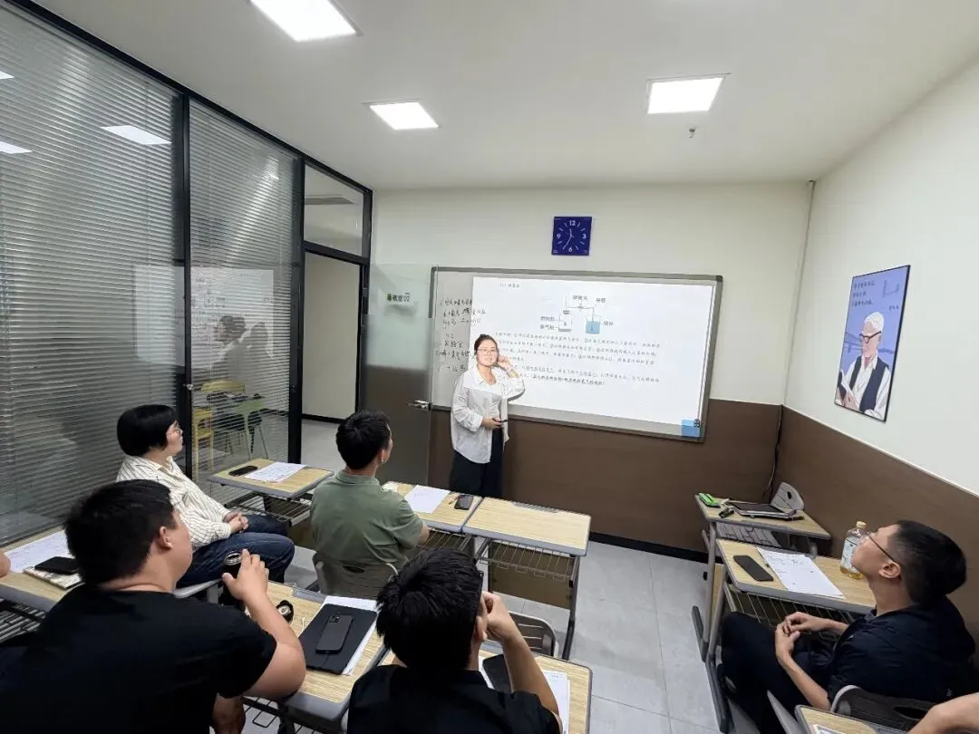 每周批课磨课,为中考全托学子筑牢课堂根基-第7张图片-四季读书网 每周批课磨课,为中考全托学子筑牢课堂根基-第7张图片-四季读书网