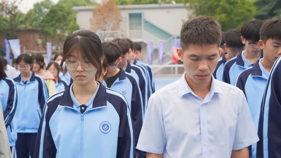 警钟鸣校园 少年当自强|优益优高考全日制学校防空警报试鸣暨全体师生默哀纪念活动-第9张图片-四季读书网
