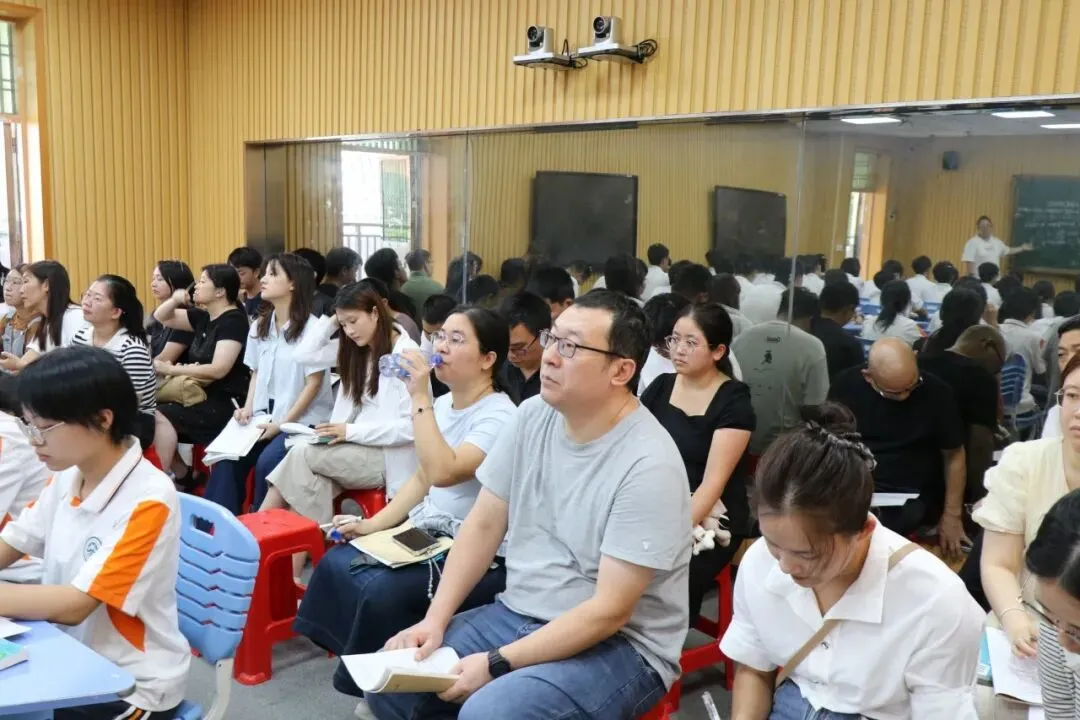聚焦课堂实效 | 解码高考阅卷——我校顺利举办海丰县高中数学学科教研基地专题教研活动-第9张图片-四季读书网