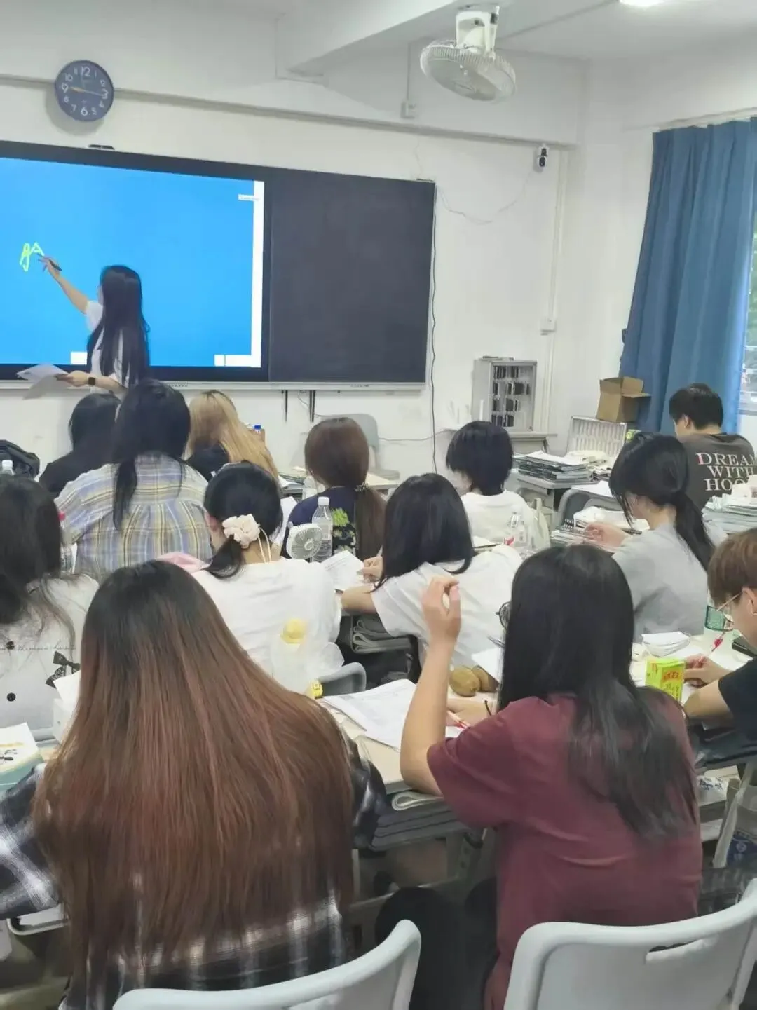 脚踏实地,厚积薄发——全日制高职高考辅导班日常纪实-第5张图片-四季读书网