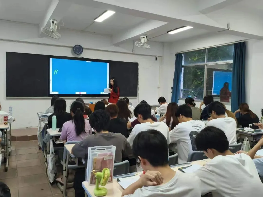 基础弱?时间紧?天河高职高考十月强化集训班,专治备考没方向!-第5张图片-四季读书网