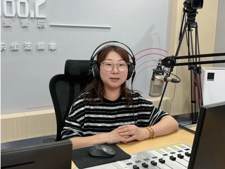 初一女孩突然爆发冲突,《七点半家长汇》:青春期孩子的情绪里,藏着未被看见的委屈-第3张图片-四季读书网 初一女孩突然爆发冲突,《七点半家长汇》:青春期孩子的情绪里,藏着未被看见的委屈-第3张图片-四季读书网