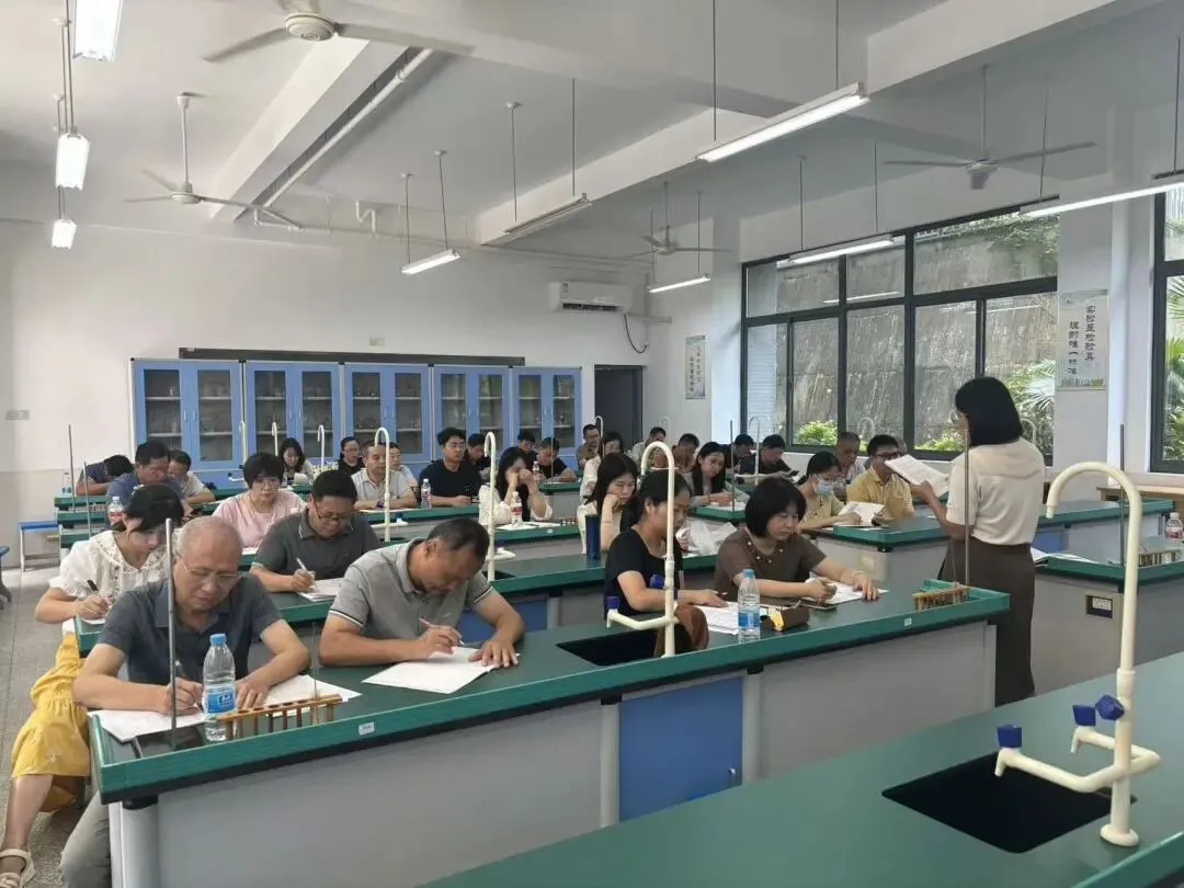 【中教】聚力中考备考,共研赋能提质——闽清县2026-2027学年学科毕业班教师第一次县域教研暨送教活动纪实-第23张图片-四季读书网
