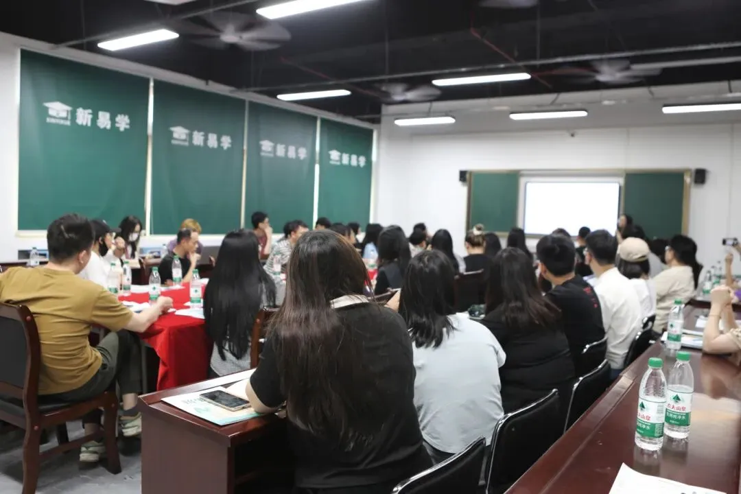 冲刺春季高考不盲目!这个辅导班帮你精准提分!上岸理想大学不是梦!-第156张图片-四季读书网 冲刺春季高考不盲目!这个辅导班帮你精准提分!上岸理想大学不是梦!-第156张图片-四季读书网