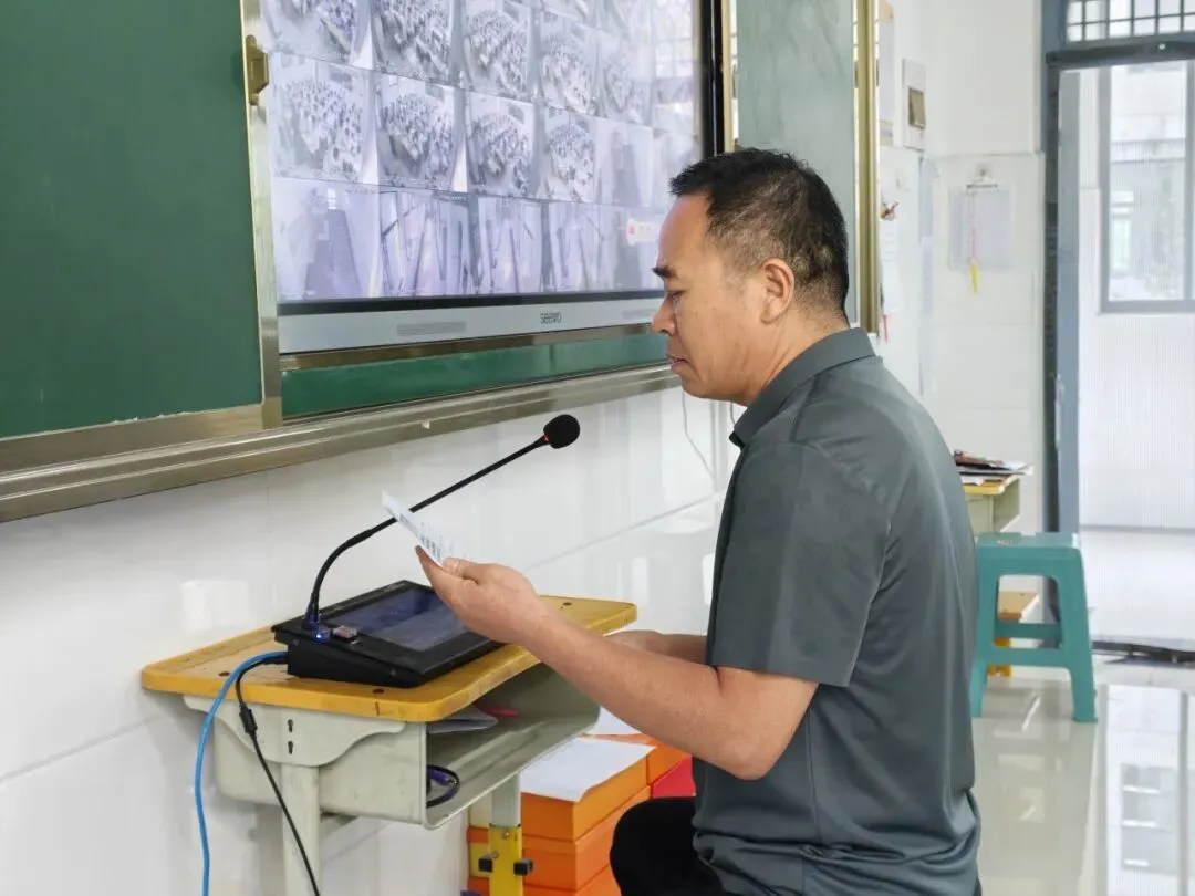 铭记历史,吾辈自强——初三年级开展“九一八”纪念日活动-第5张图片-四季读书网 铭记历史,吾辈自强——初三年级开展“九一八”纪念日活动-第5张图片-四季读书网