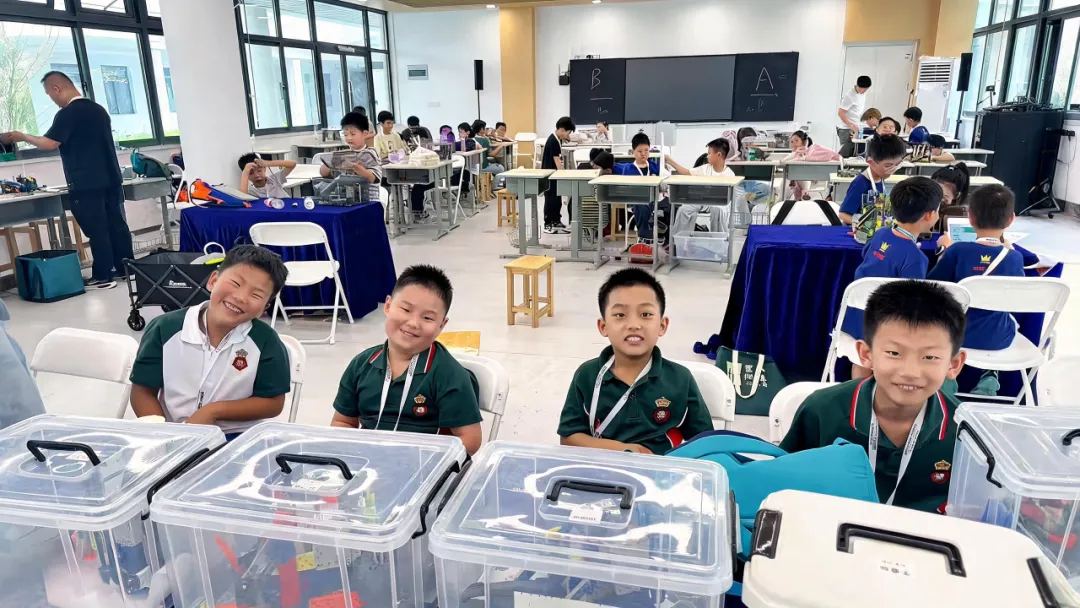 又拿奖了!RGSG初二少年手搓机器人,冲进国赛-第32张图片-四季读书网