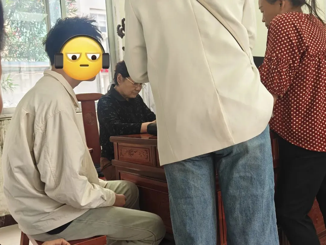 那个＂懂事儿＂的初三男孩,正在用身体替他喊停-第1张图片-四季读书网