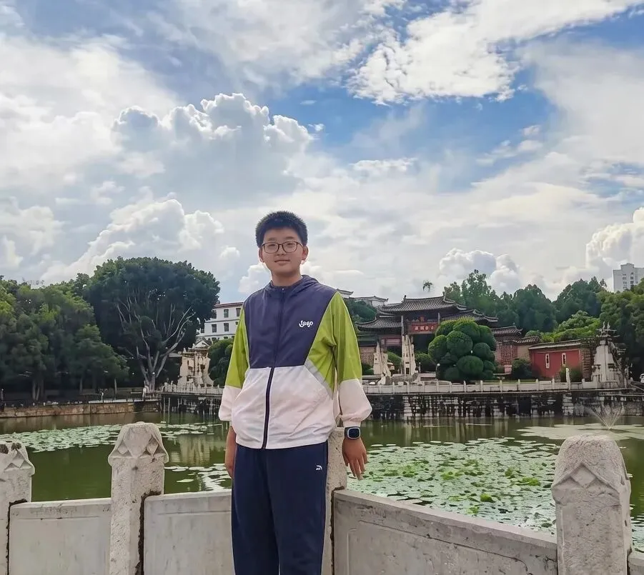 榜样如光,追光前行——昆28中初二年级市、区级五好学生、优秀学生干部表彰特辑-第43张图片-四季读书网