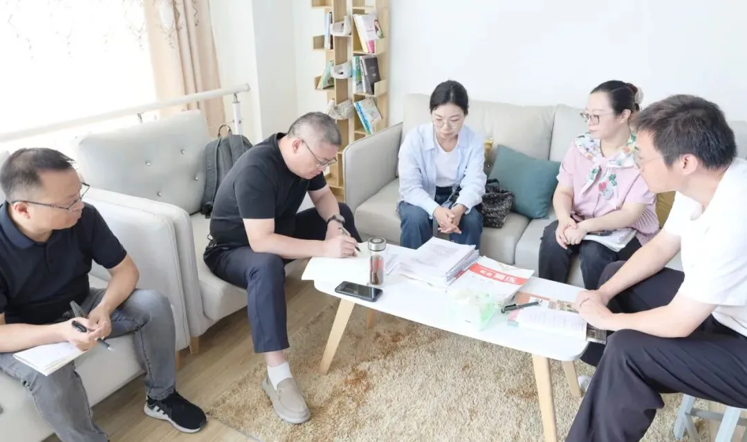 聚焦课堂提质效 调研赋能备高考——江都区教育局对我校高三教学工作开展专项调研-第46张图片-四季读书网 聚焦课堂提质效 调研赋能备高考——江都区教育局对我校高三教学工作开展专项调研-第46张图片-四季读书网