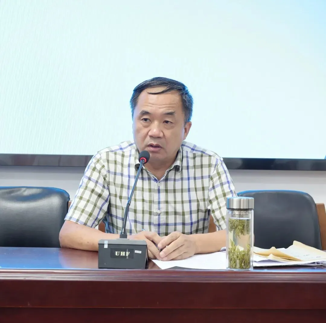 聚焦课堂提质效 调研赋能备高考——江都区教育局对我校高三教学工作开展专项调研-第57张图片-四季读书网 聚焦课堂提质效 调研赋能备高考——江都区教育局对我校高三教学工作开展专项调研-第57张图片-四季读书网